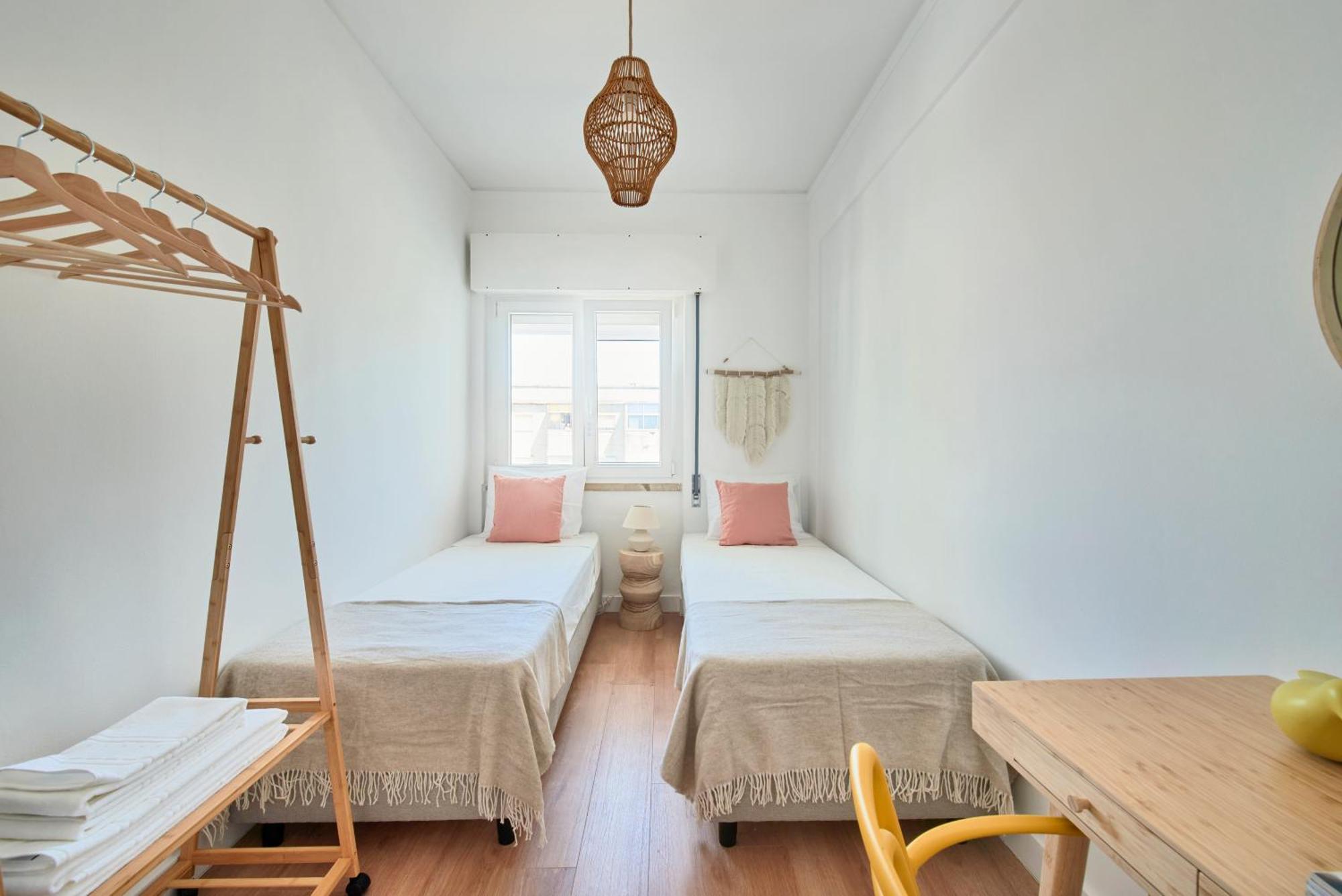 Sunset Bay View, Renovated Apt, By Timecooler Setúbal Zewnętrze zdjęcie