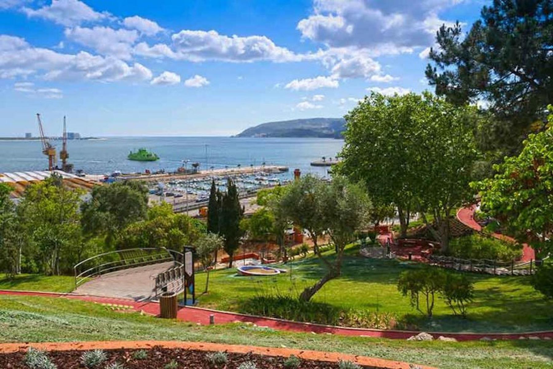 Sunset Bay View, Renovated Apt, By Timecooler Setúbal Zewnętrze zdjęcie